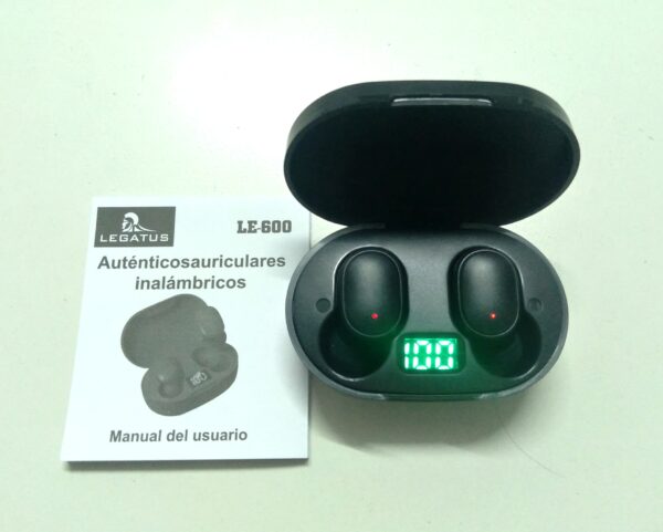 20241221_212722 Auriculares bluetooth LE600